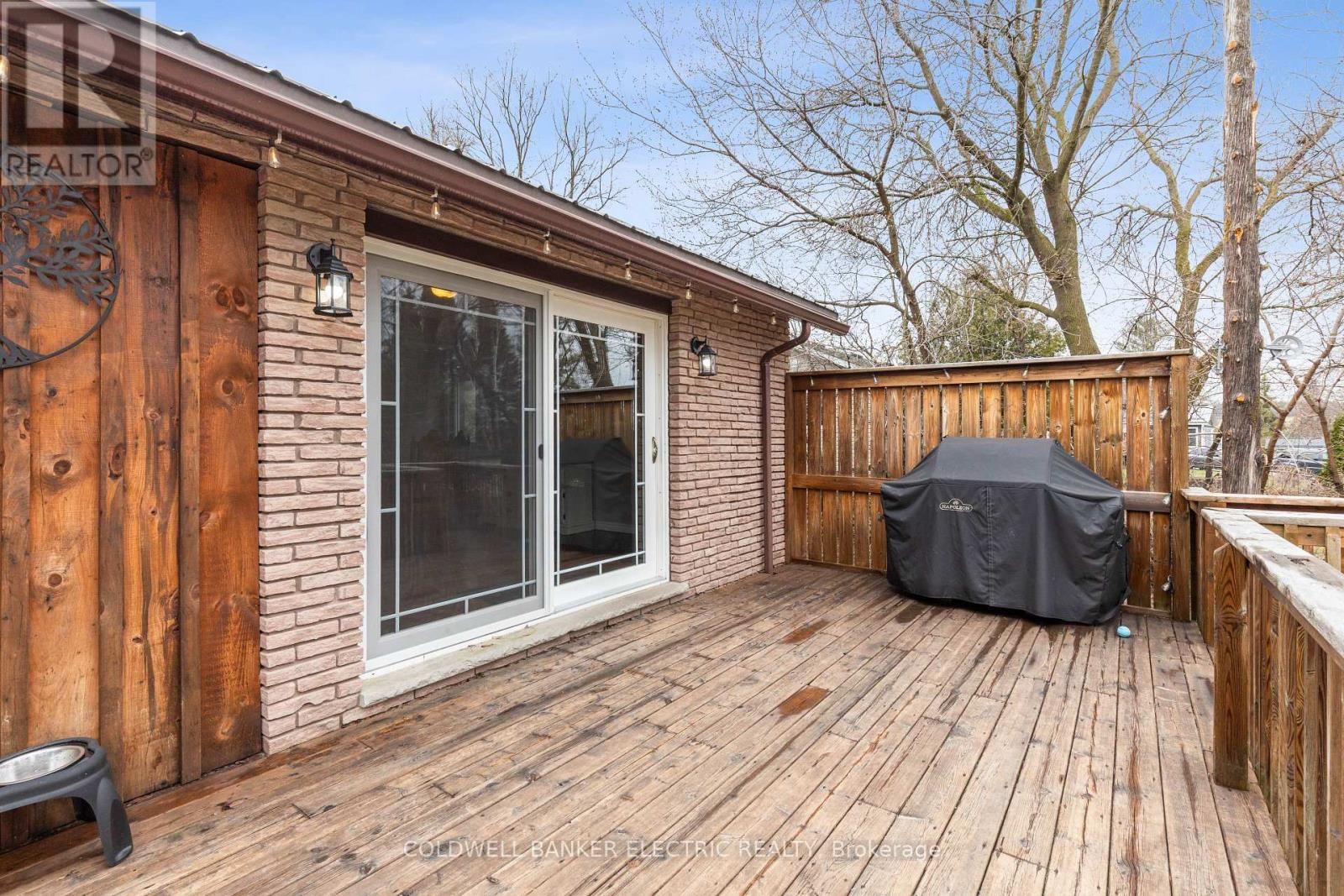 30 WOODS AVENUE Image 38