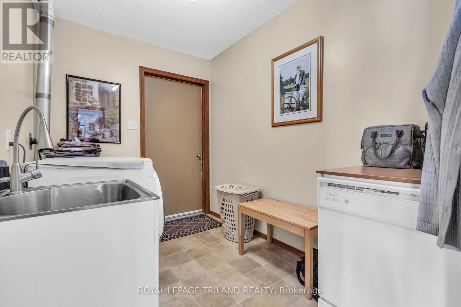 5257 CLIFF ROAD Image 28