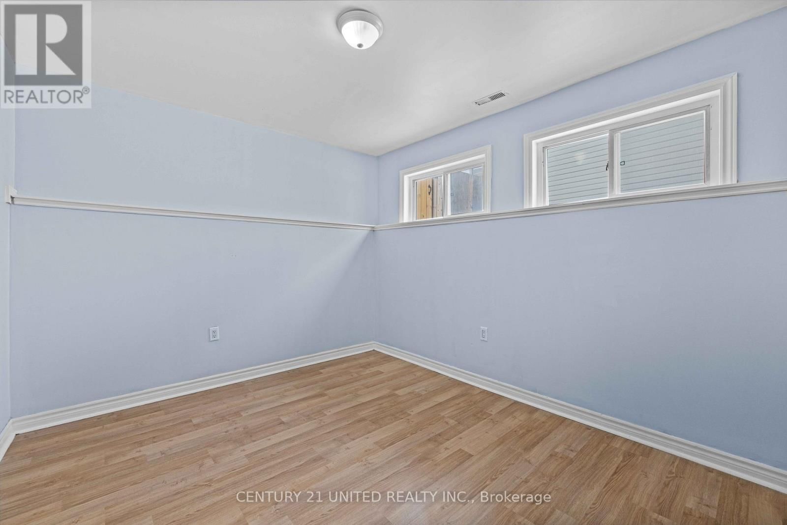 608 CLANCY CRESCENT Image 23