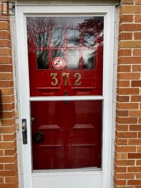 372 CEDAR AVENUE Image 7