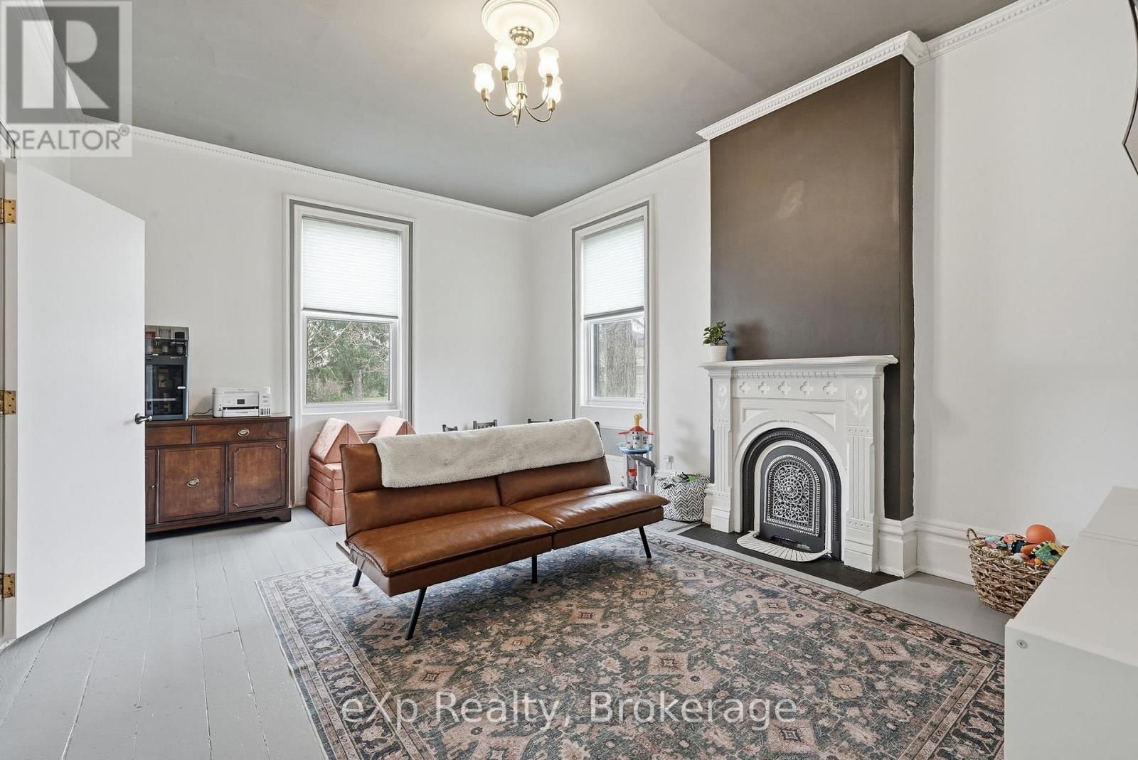 415 GIBSON STREET Image 14