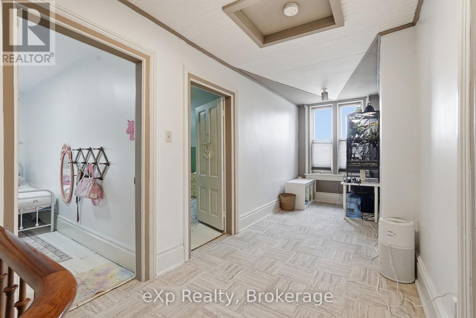 415 GIBSON STREET Image 25