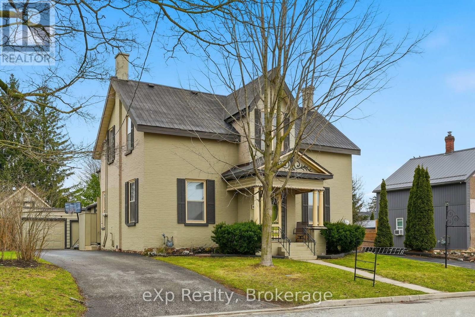 415 GIBSON STREET Image 3