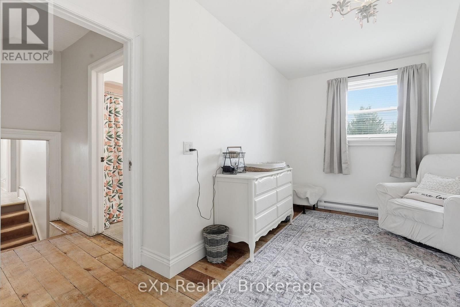 415 GIBSON STREET Image 33