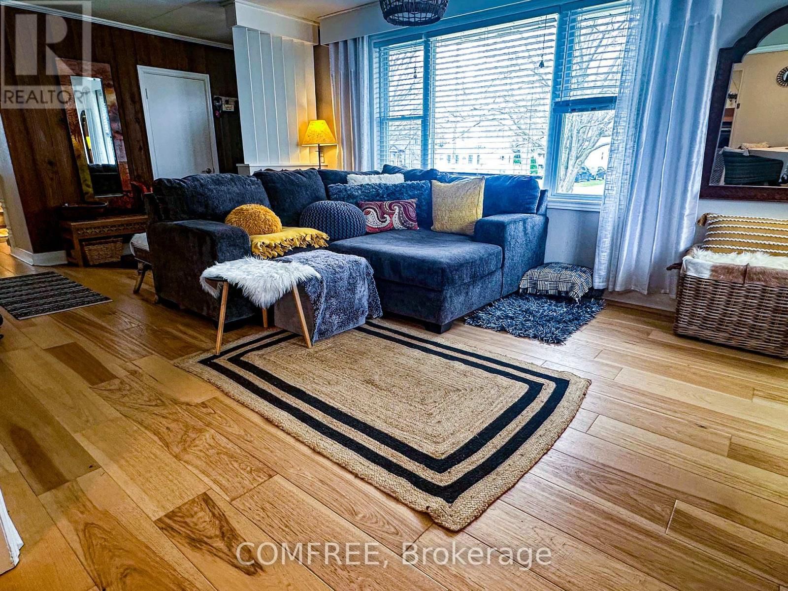 38 SOUTH EDGEWARE ROAD Image 3