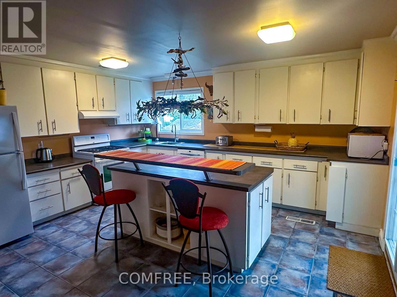 38 SOUTH EDGEWARE ROAD Image 4