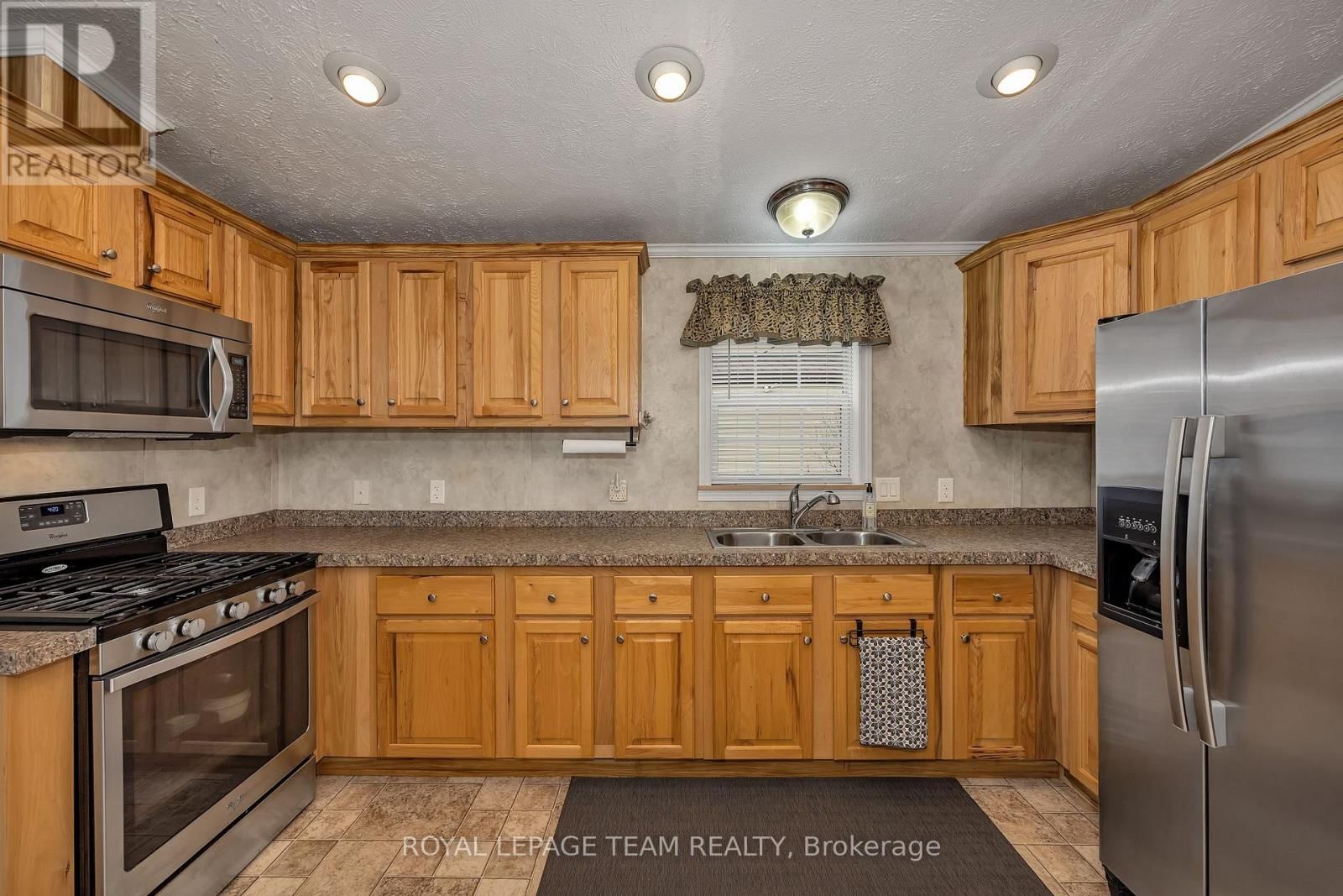 6707 CHRIS TIERNEY PRIVATE Image 17