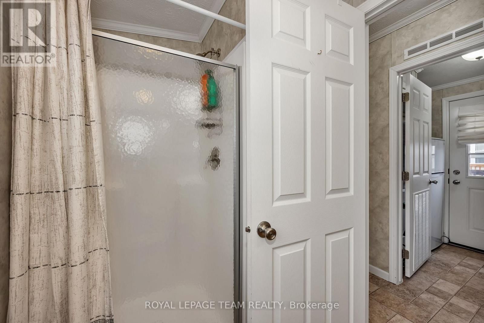 6707 CHRIS TIERNEY PRIVATE Image 30