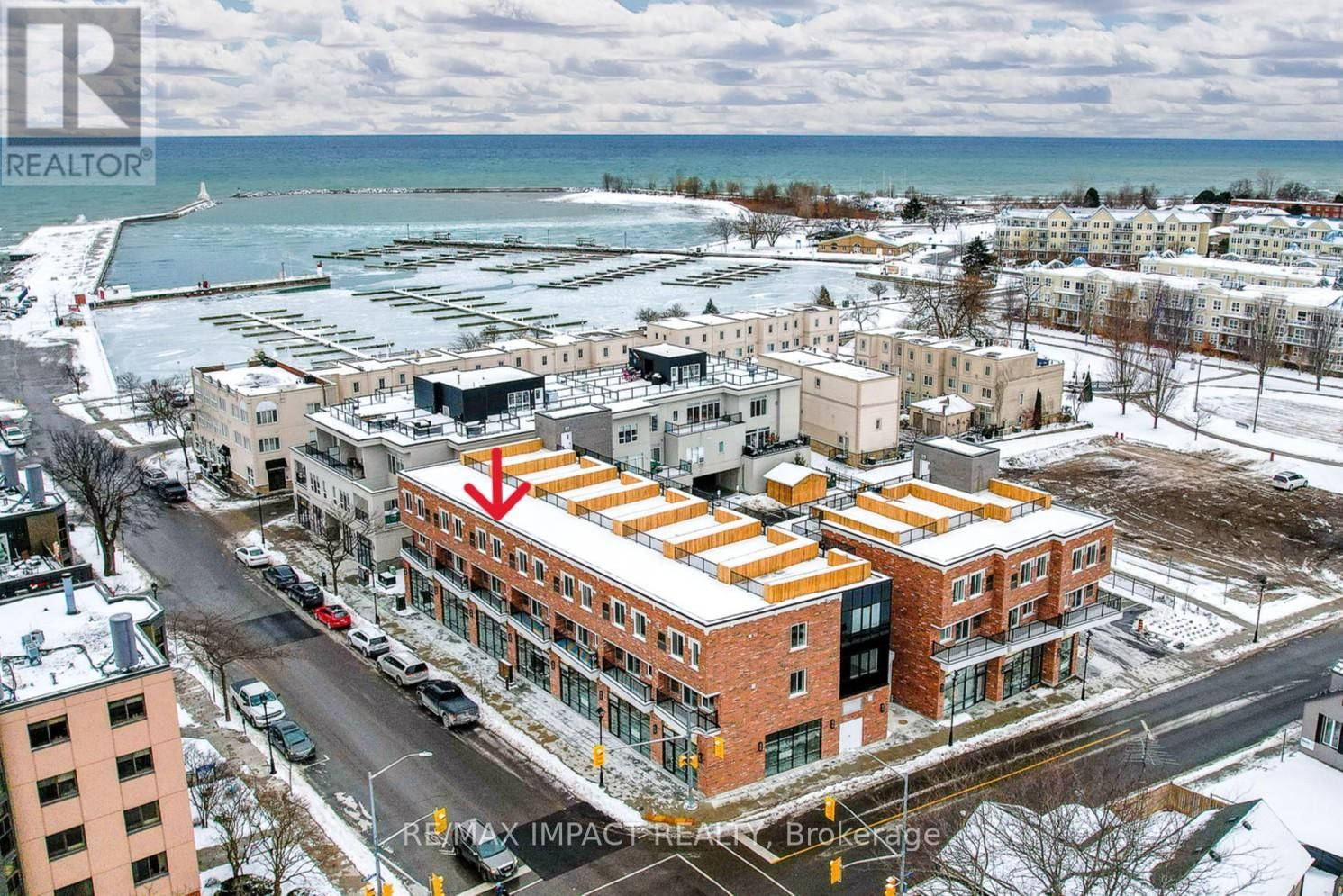 185 DIVISION STREET Image 2