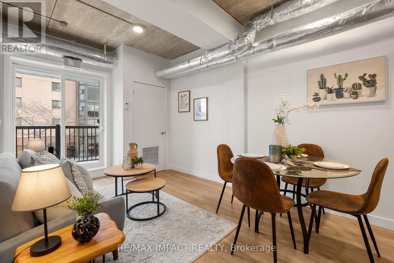 185 DIVISION STREET Image 23