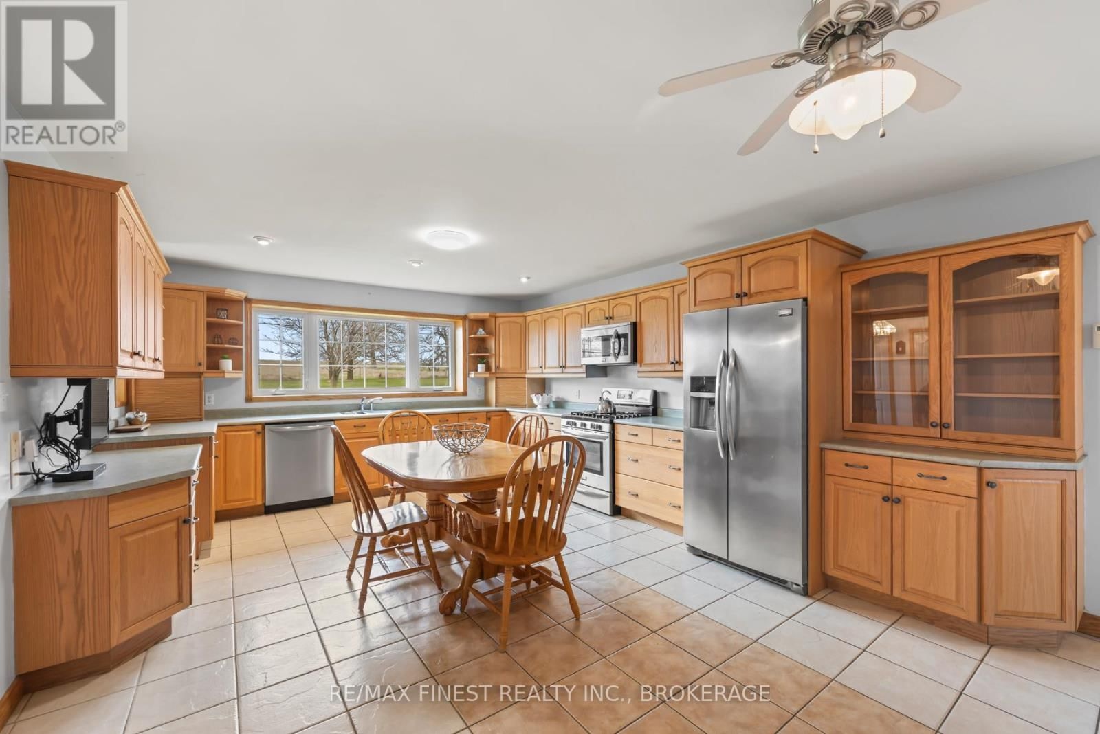 2800 FRONT ROAD Image 11