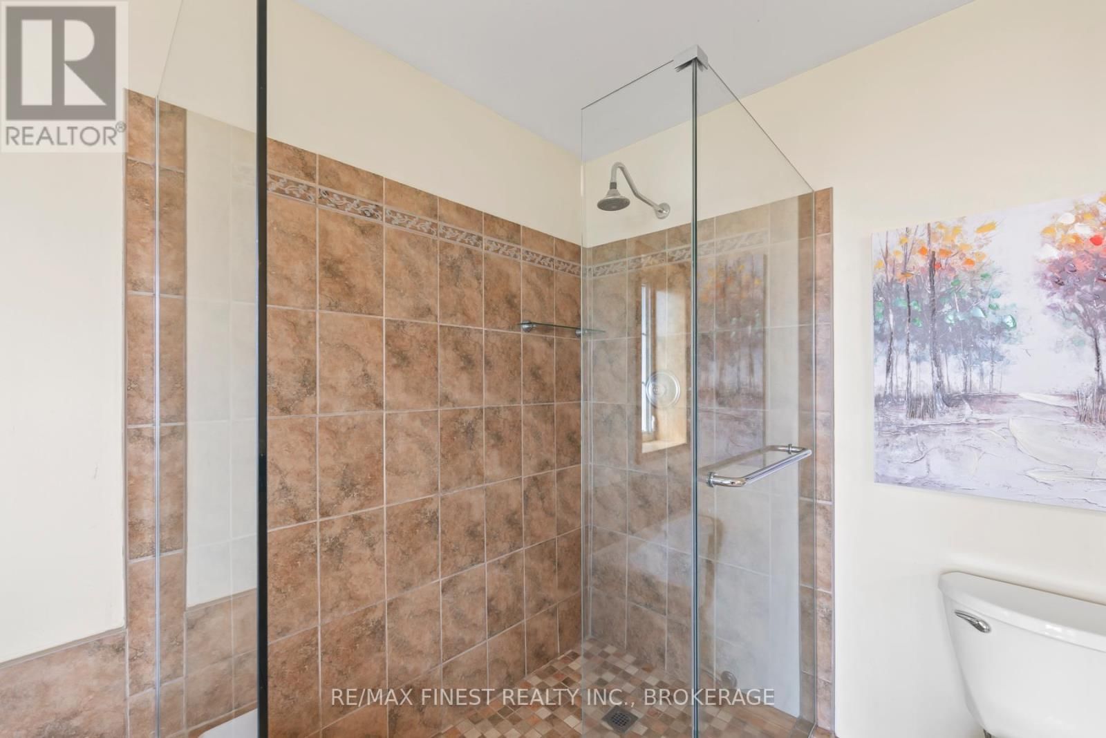 2800 FRONT ROAD Image 22