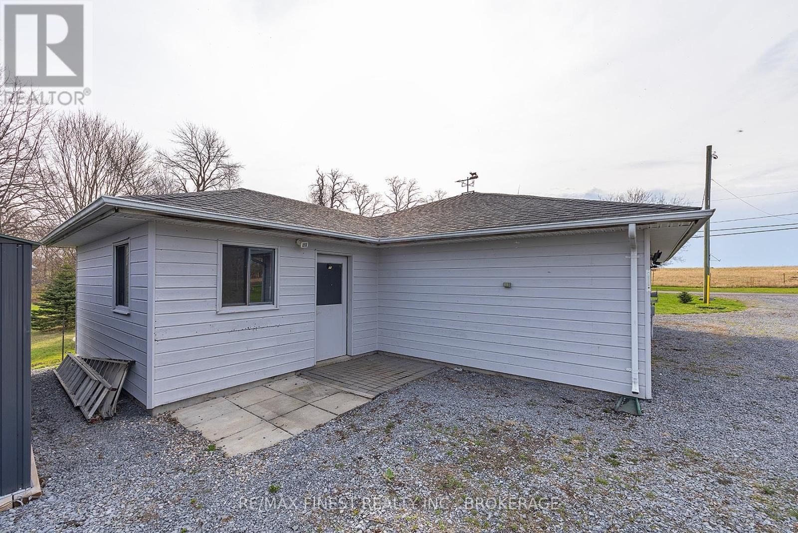 2800 FRONT ROAD Image 33