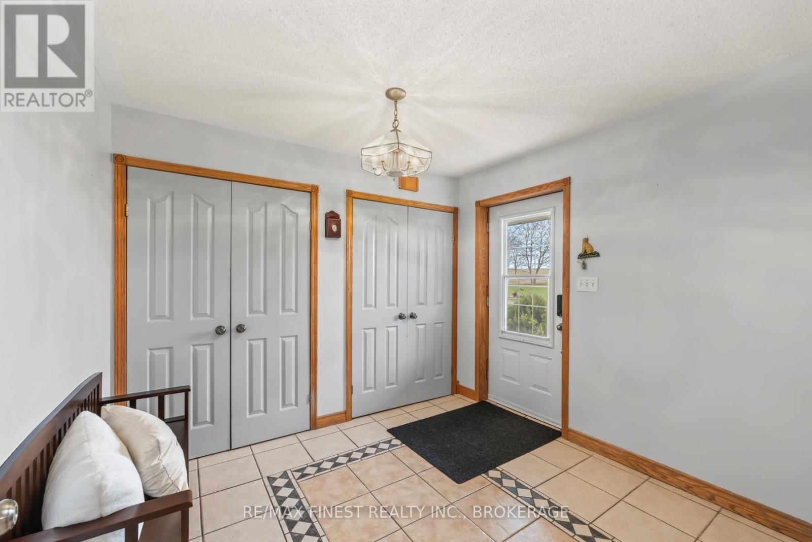 2800 FRONT ROAD Image 8