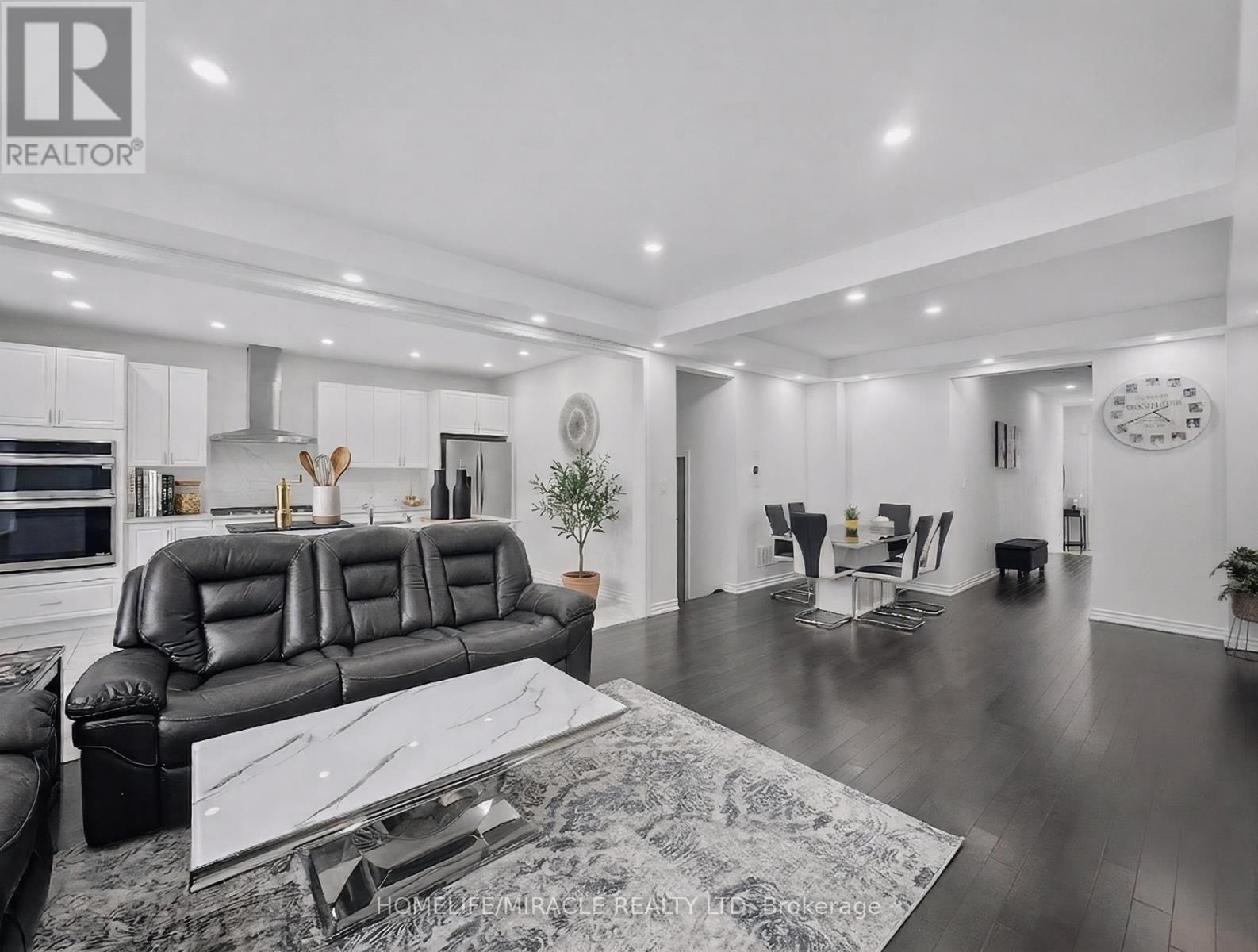 12 ORR AVENUE Image 12