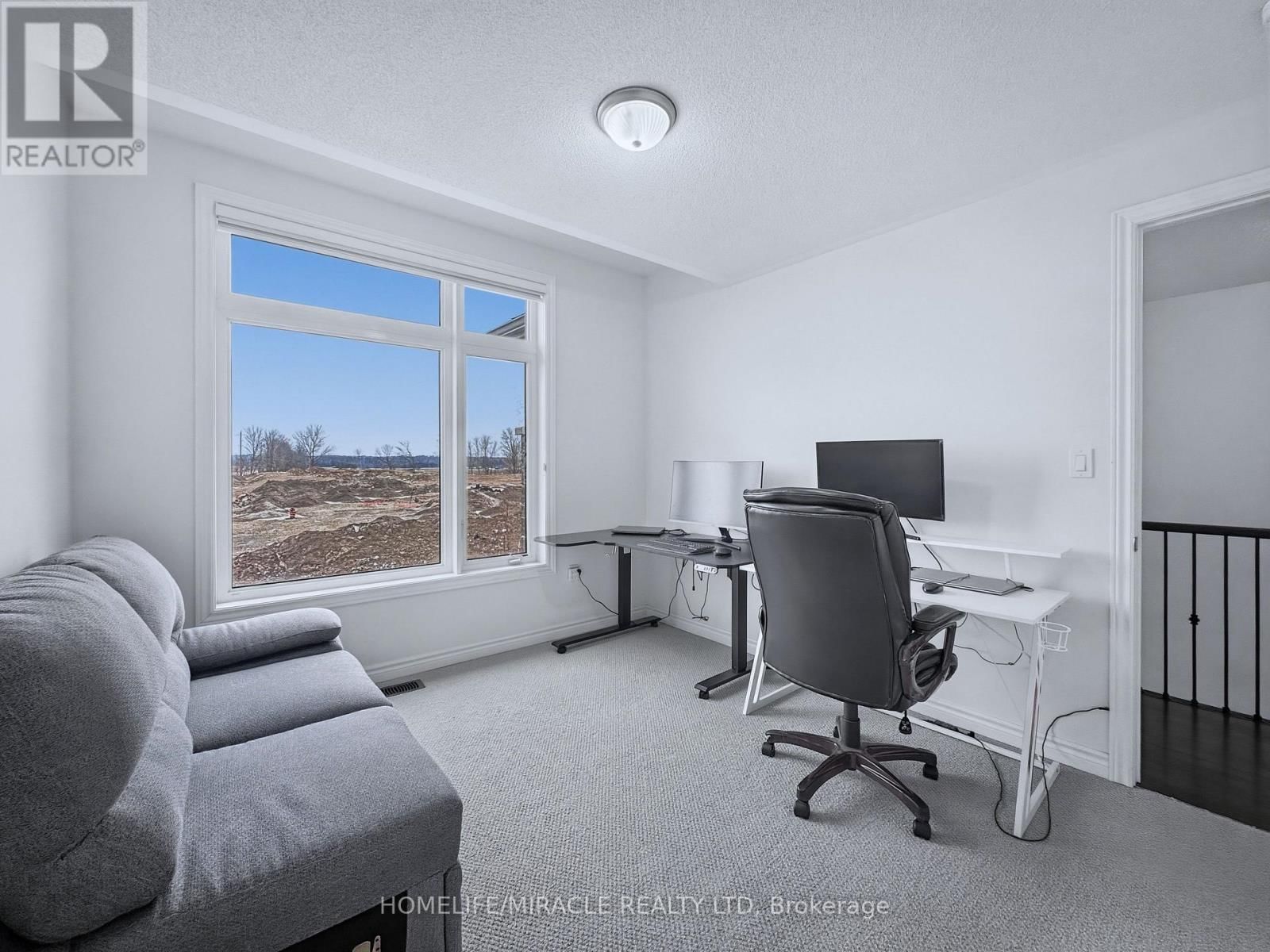 12 ORR AVENUE Image 25