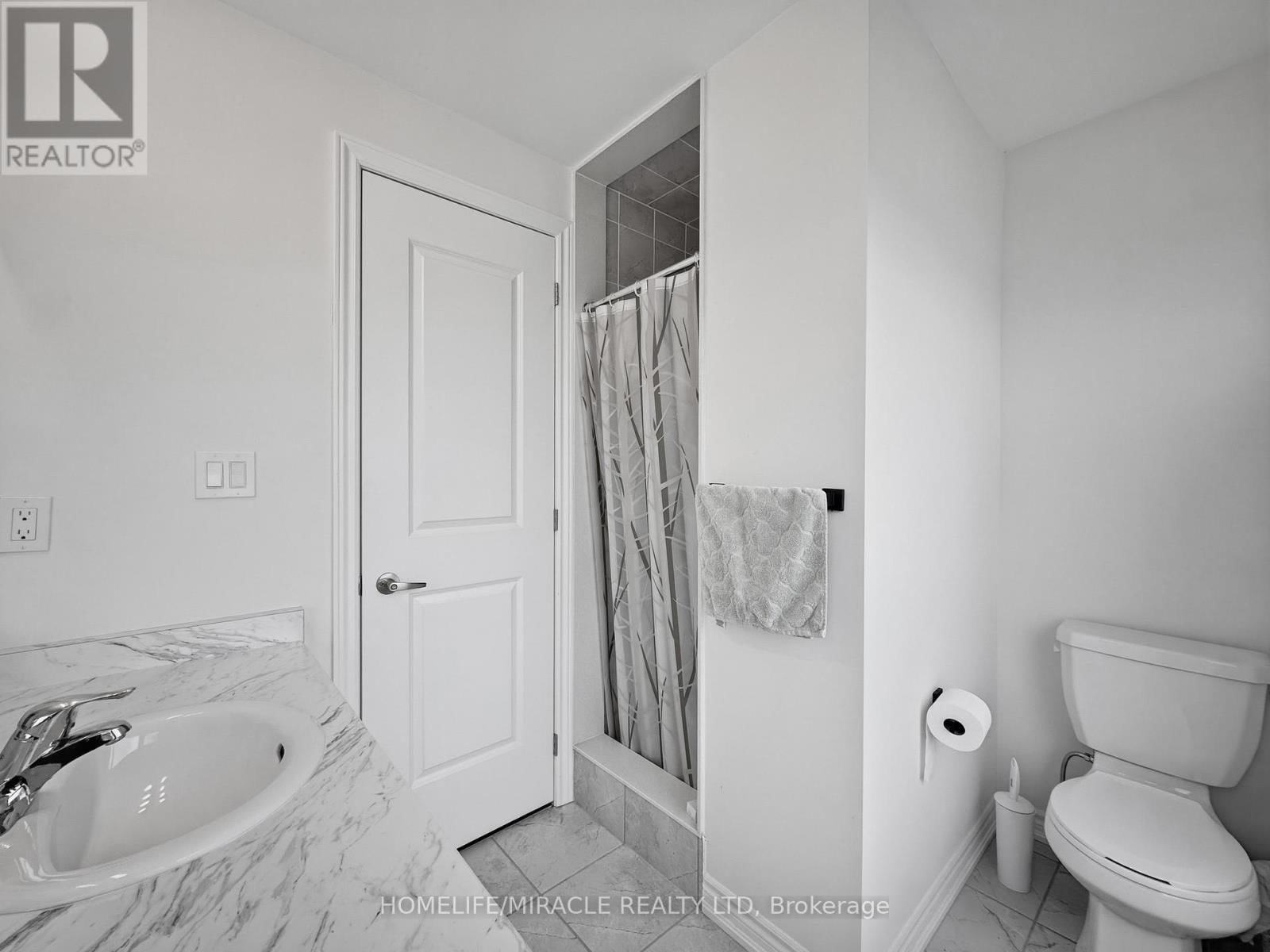 12 ORR AVENUE Image 26