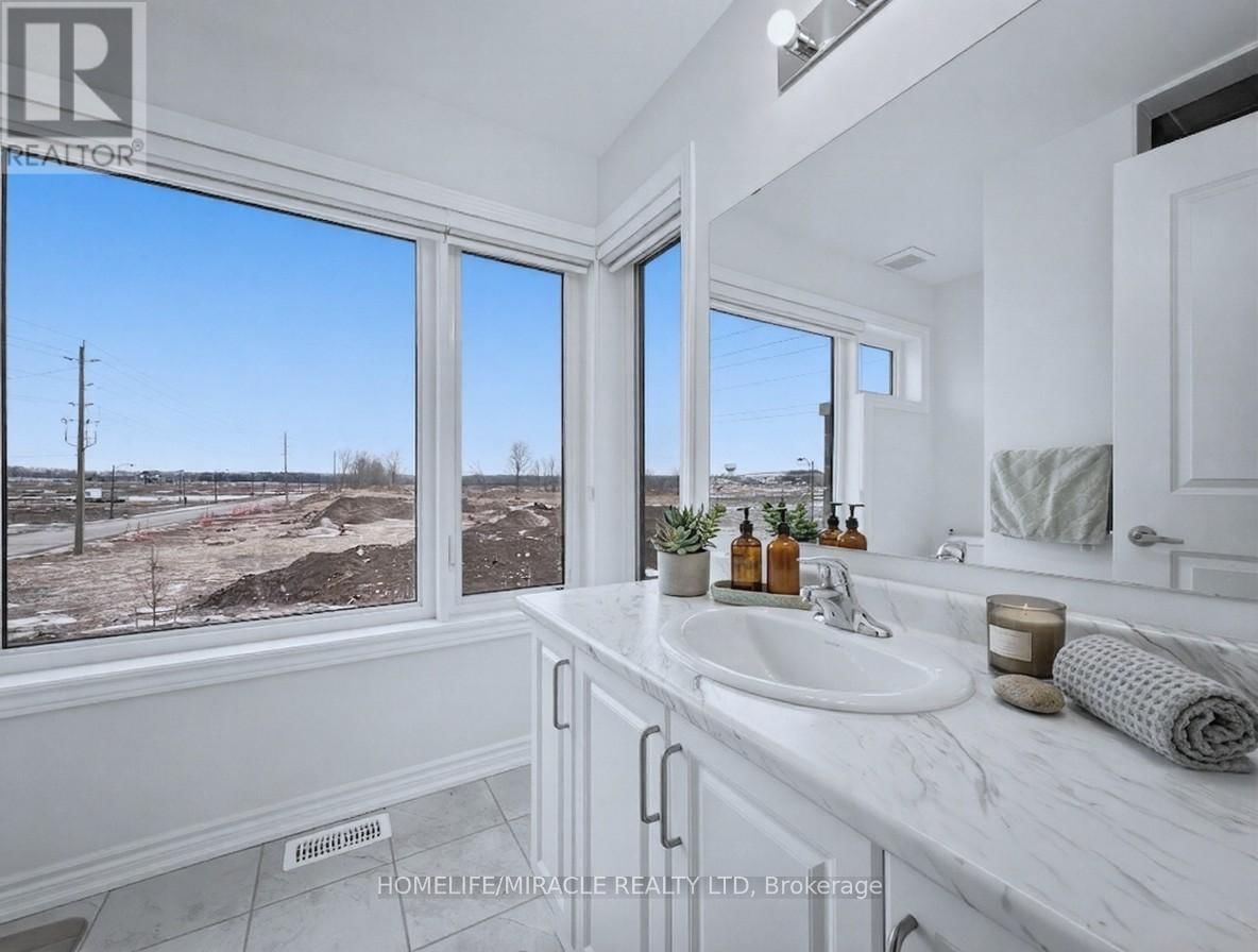 12 ORR AVENUE Image 28