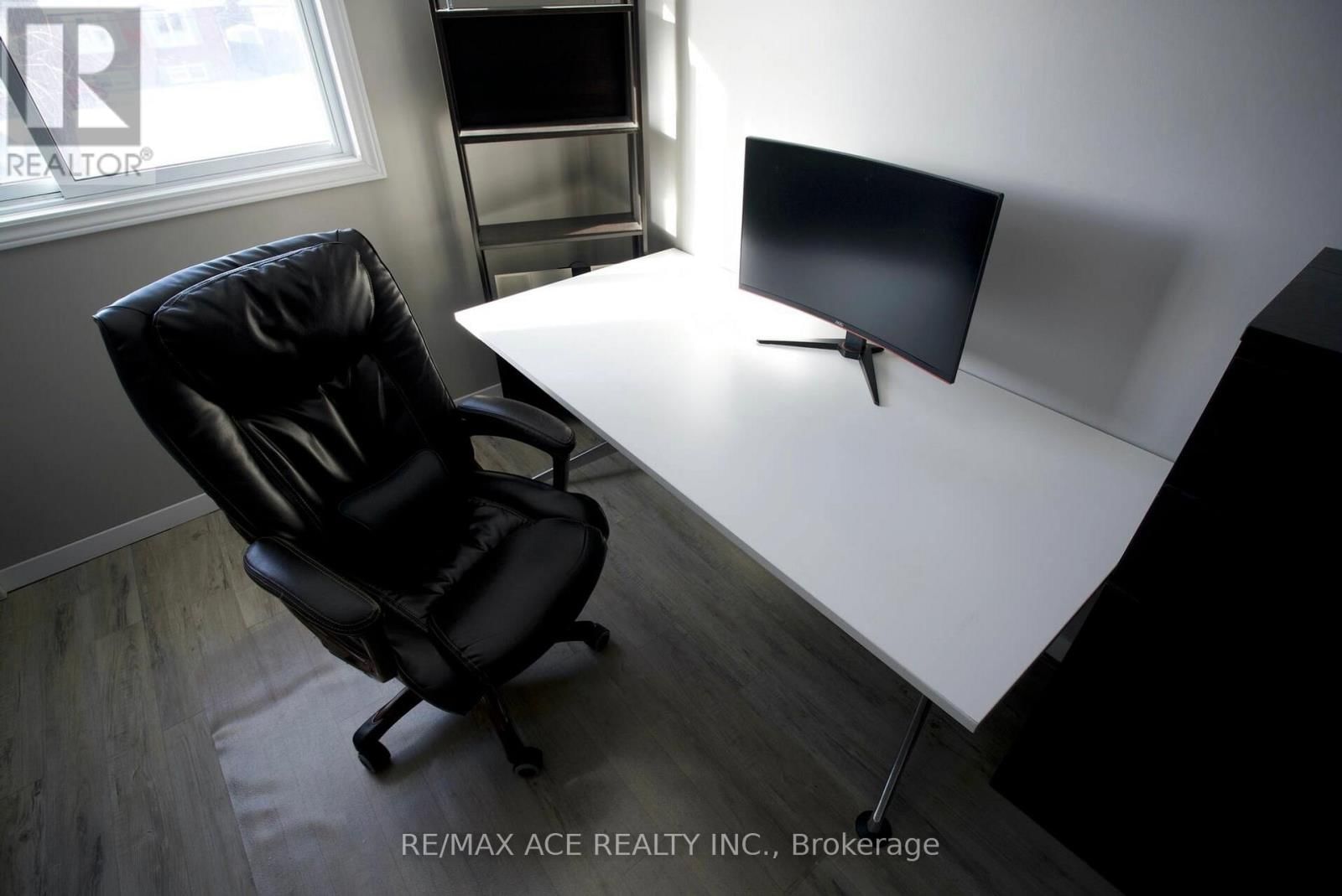 768 SOUTH PELHAM ROAD Image 14