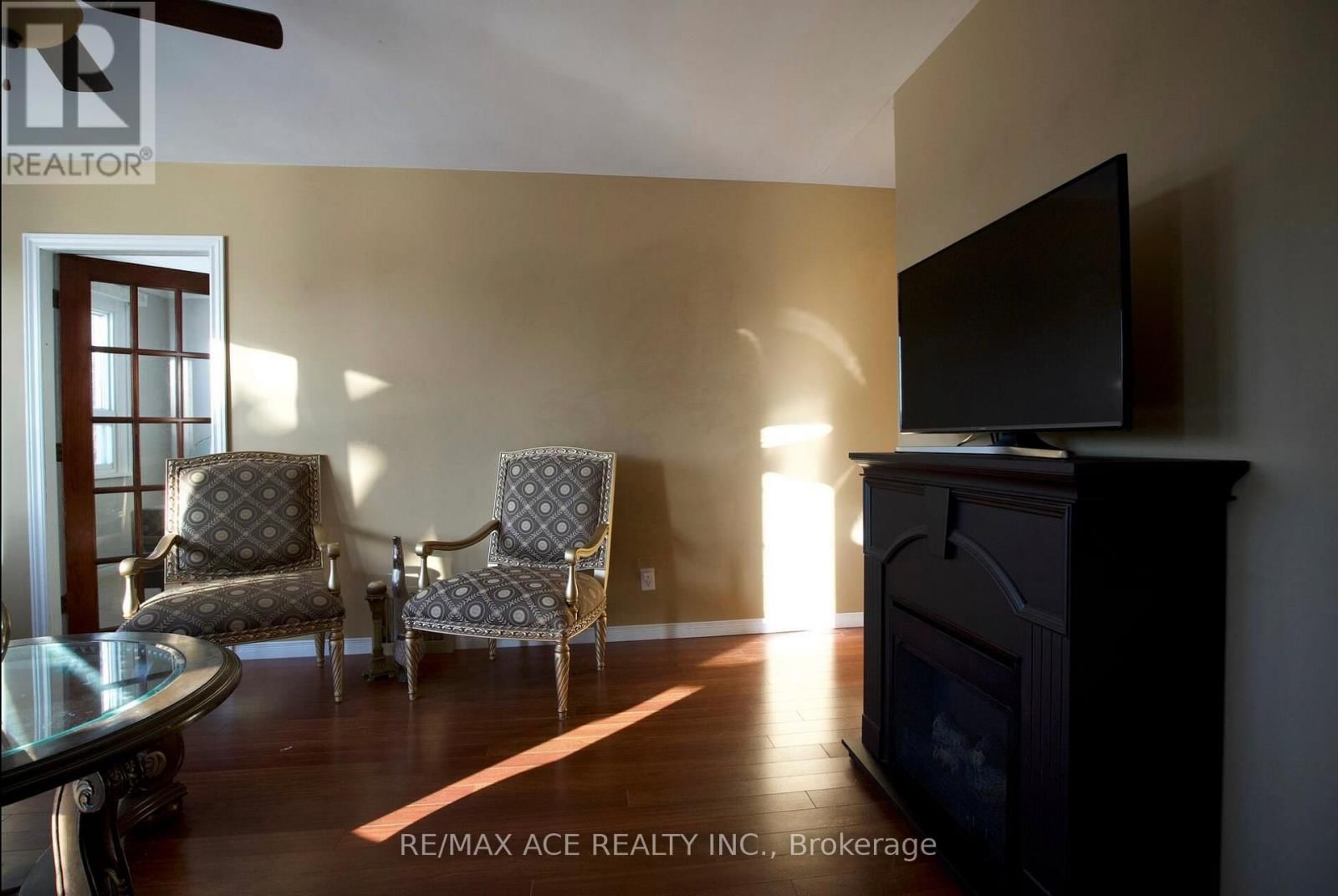 768 SOUTH PELHAM ROAD Image 9