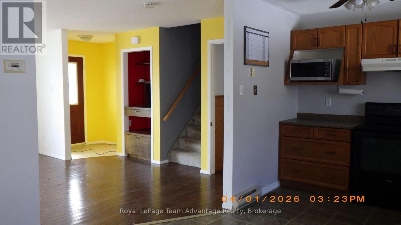 5 LOGANS LANE Image 11