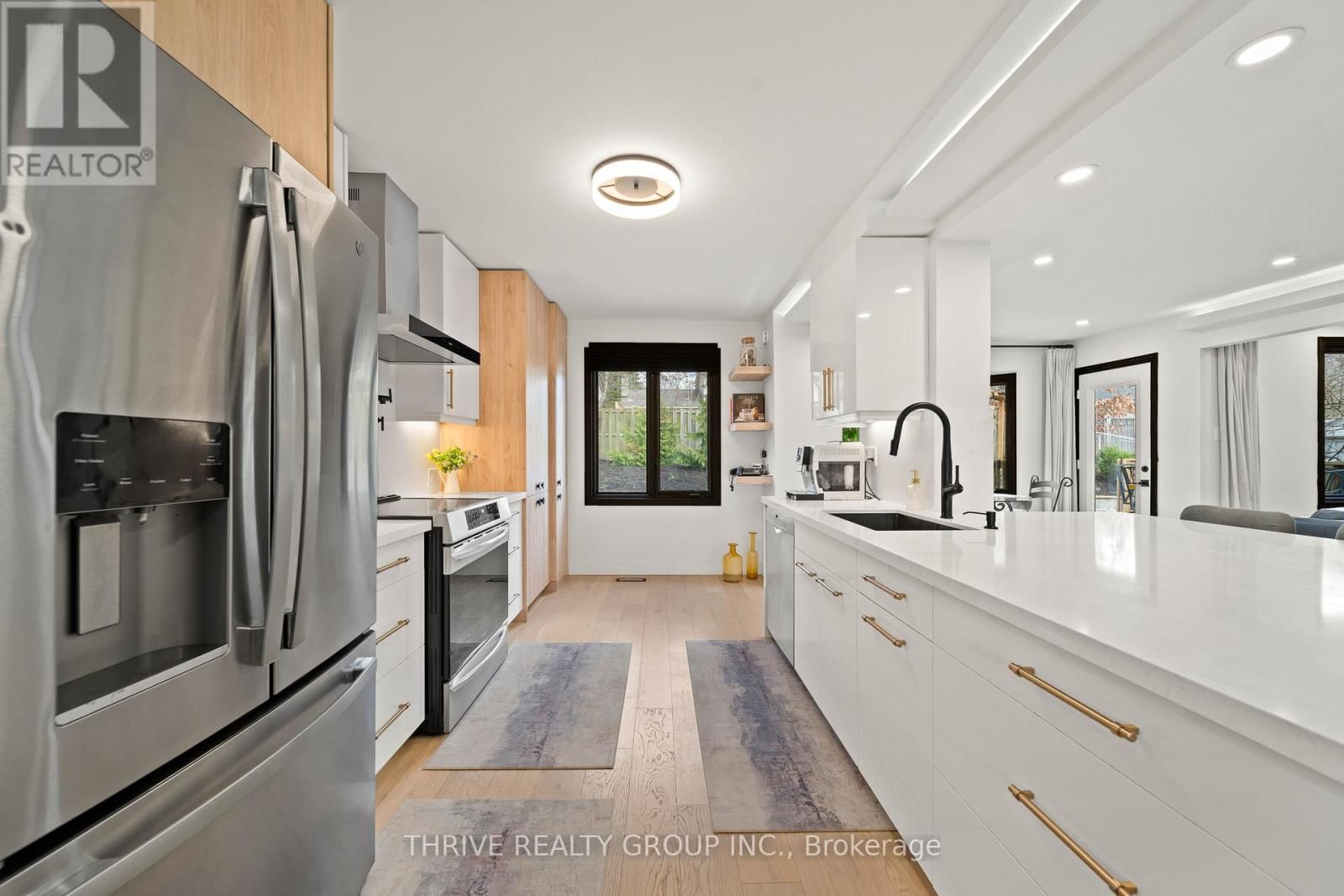 241 ANDOVER DRIVE Image 16