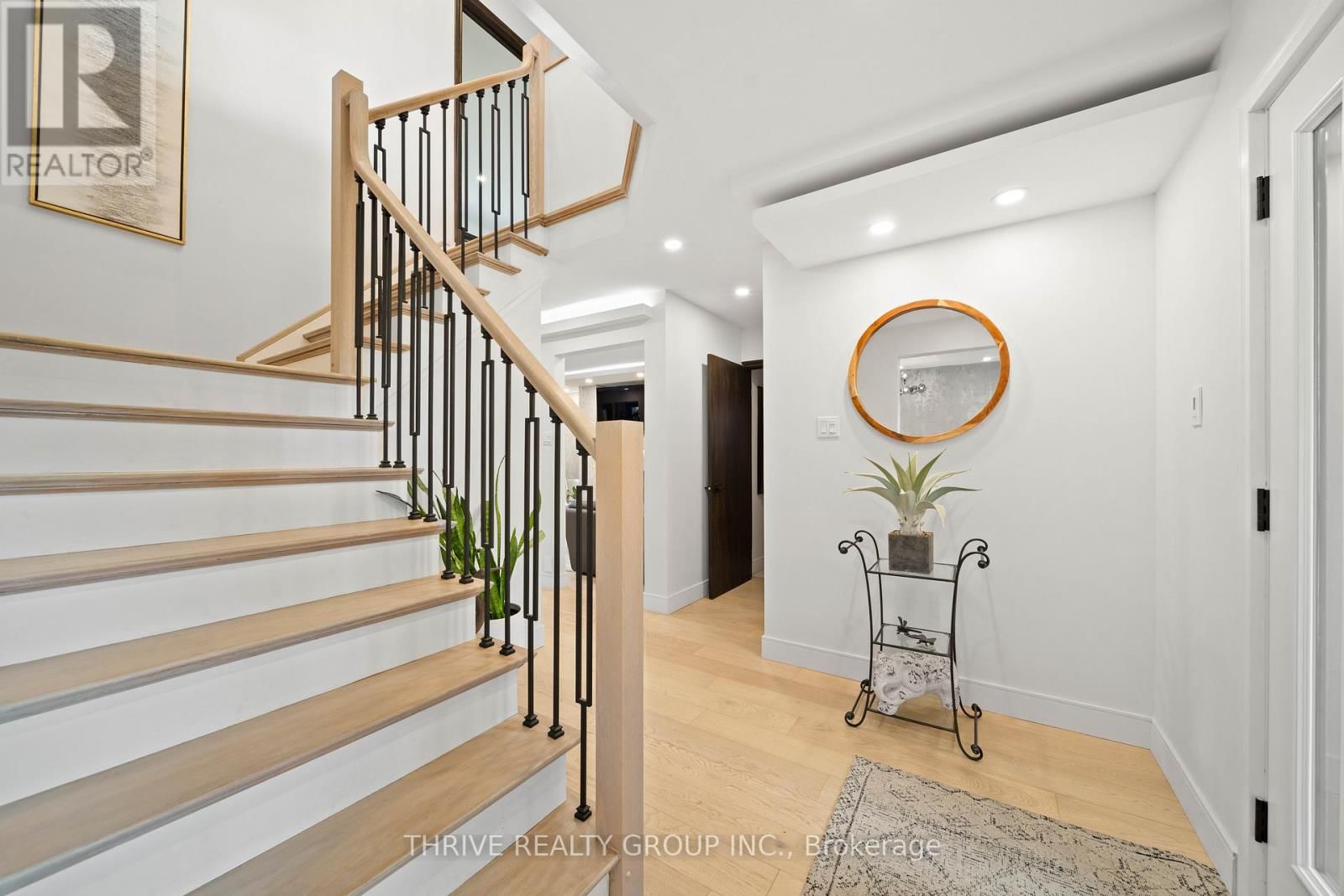 241 ANDOVER DRIVE Image 22