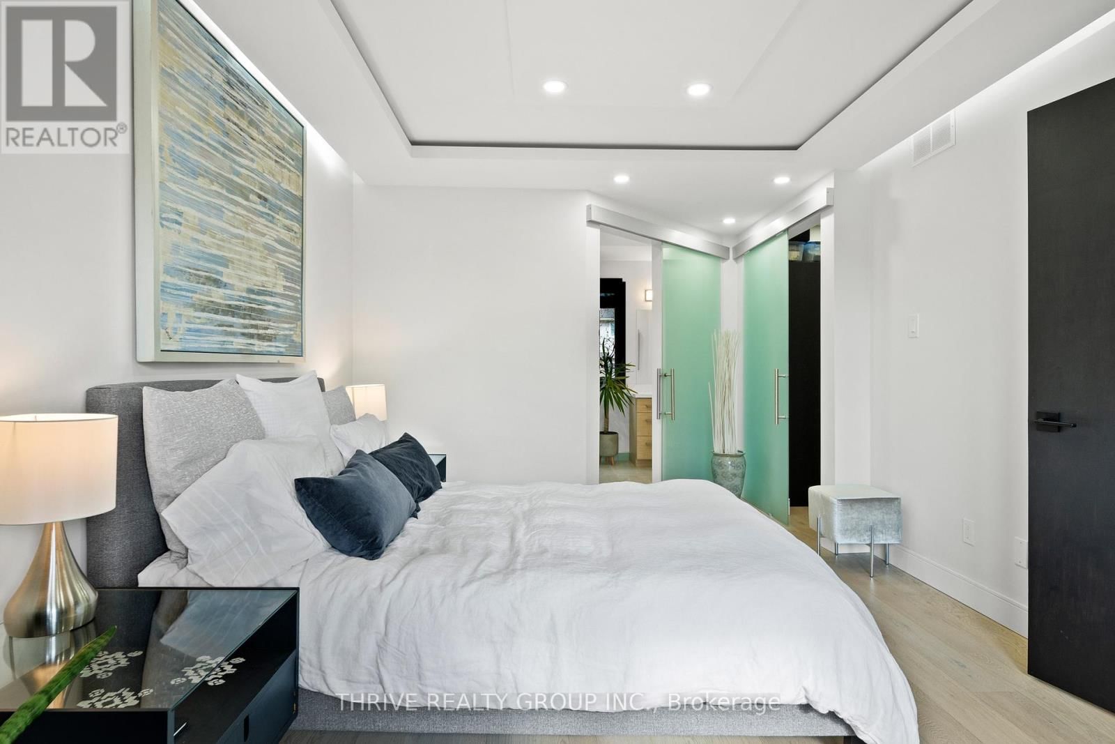 241 ANDOVER DRIVE Image 26