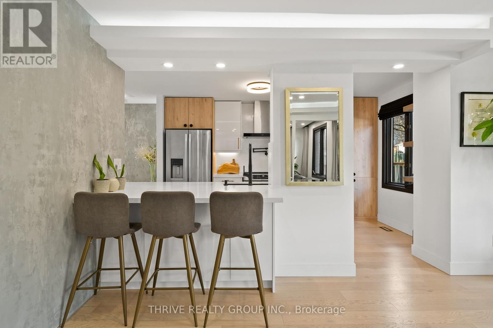 241 ANDOVER DRIVE Image 9