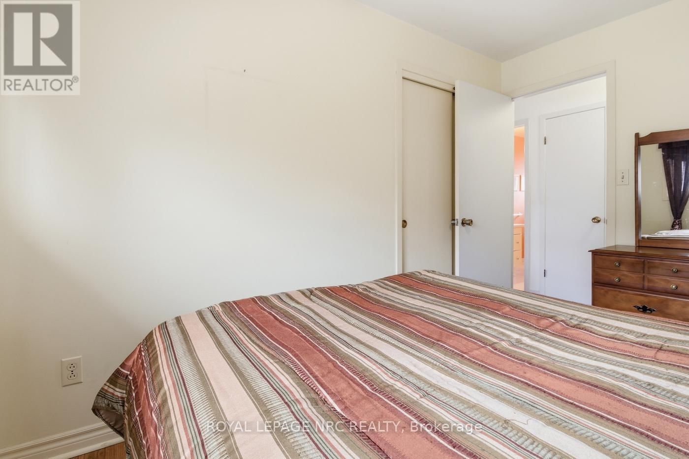 50 LEASIDE DRIVE Image 27