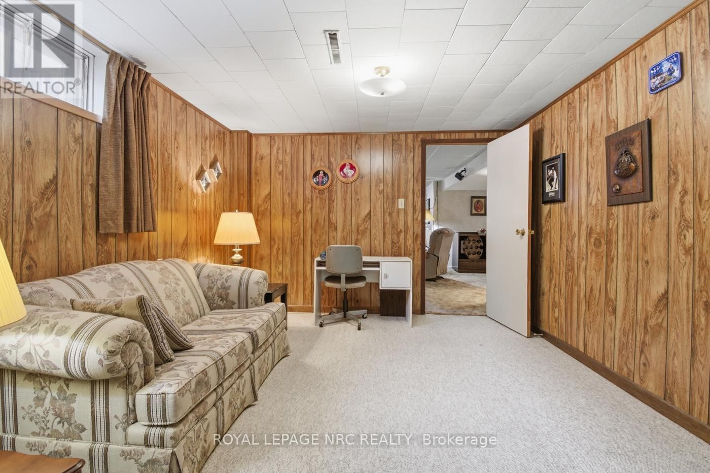 50 LEASIDE DRIVE Image 38