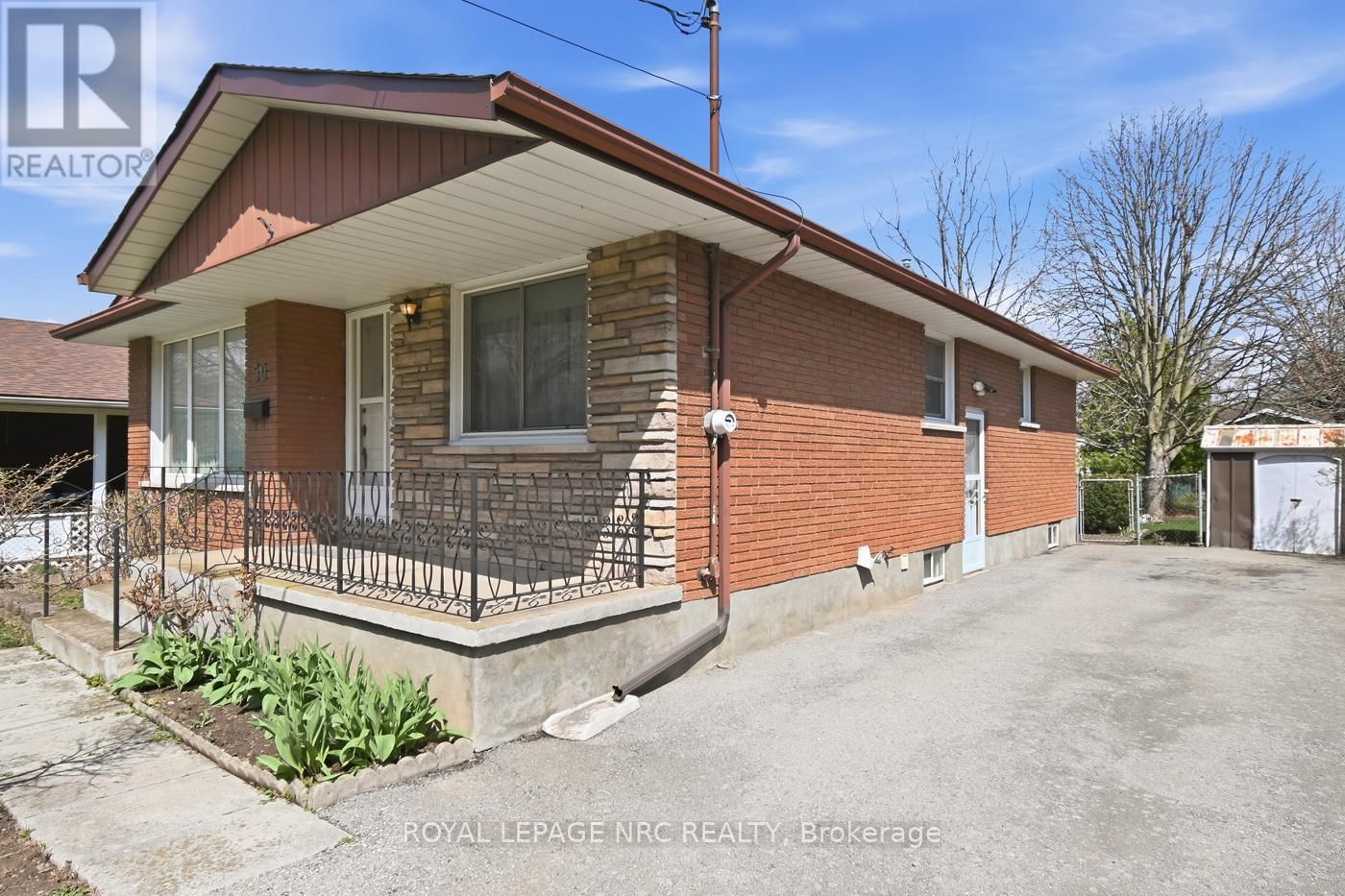 50 LEASIDE DRIVE Image 9
