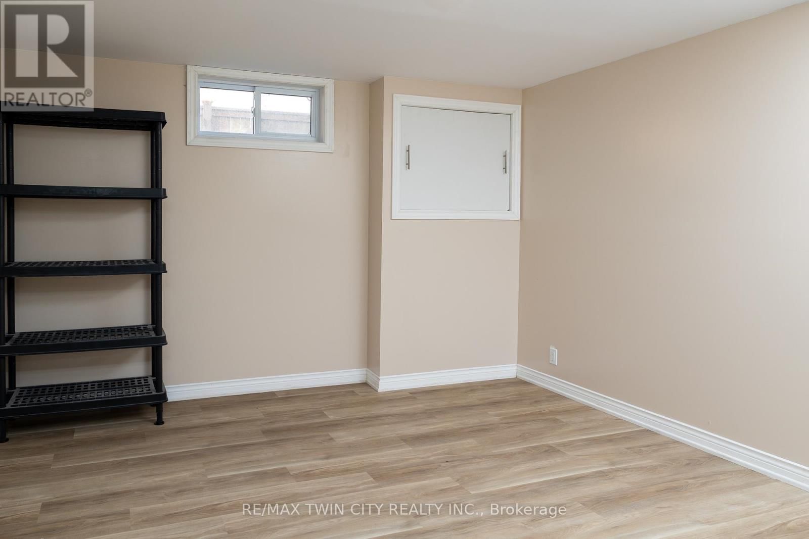 4595 KELVIN ROAD Image 20