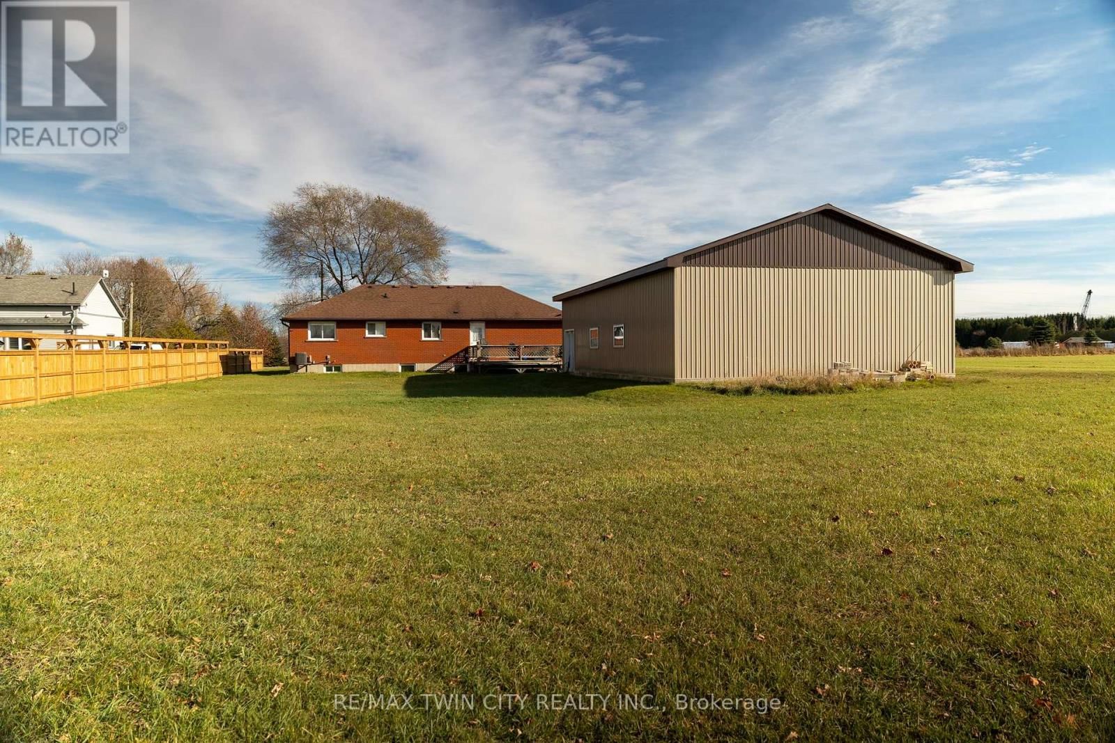 4595 KELVIN ROAD Image 6