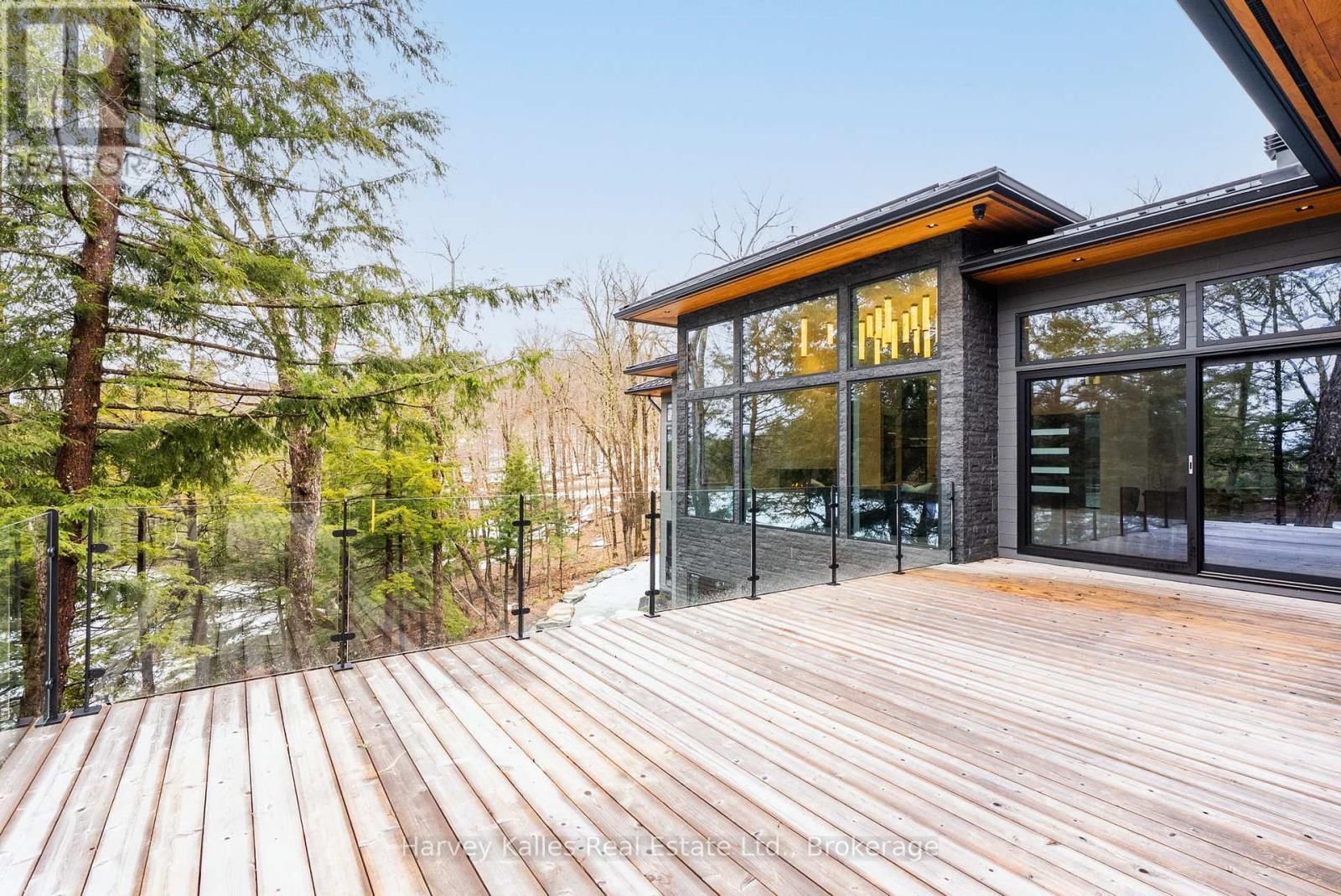 2 - 1013 HALL'S ROAD Image 17