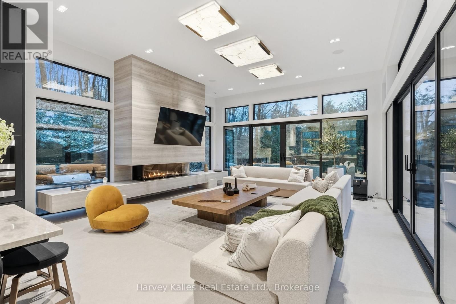 2 - 1013 HALL'S ROAD Image 24