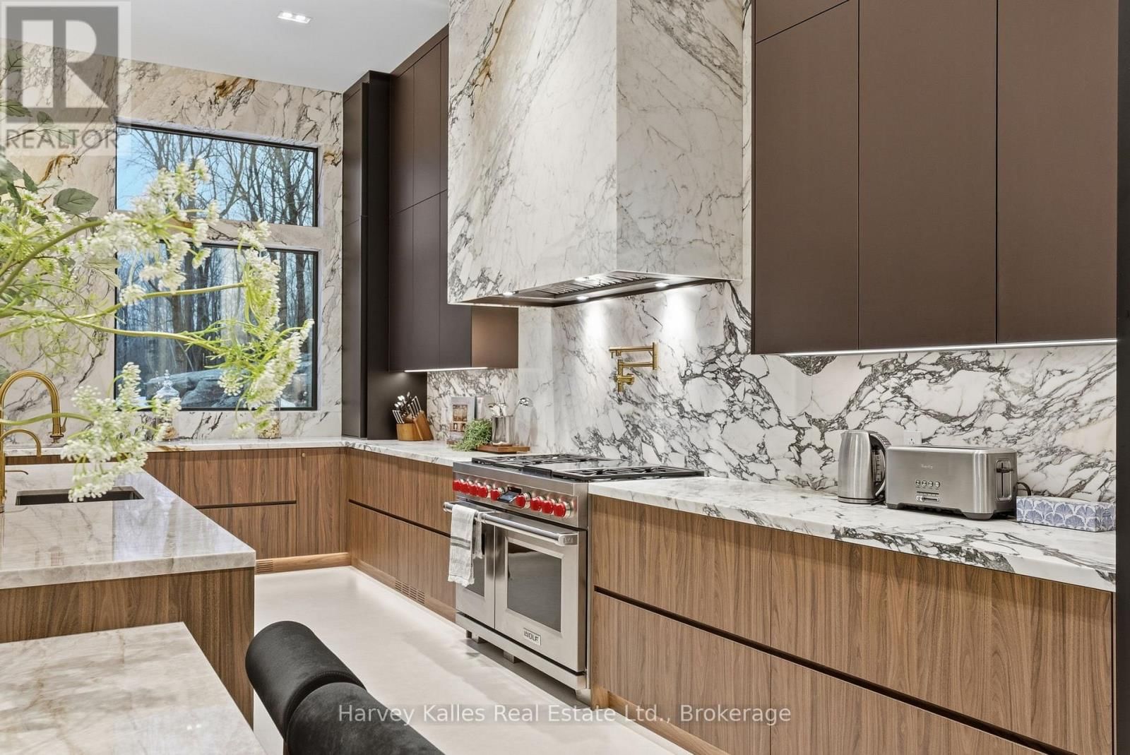 2 - 1013 HALL'S ROAD Image 25