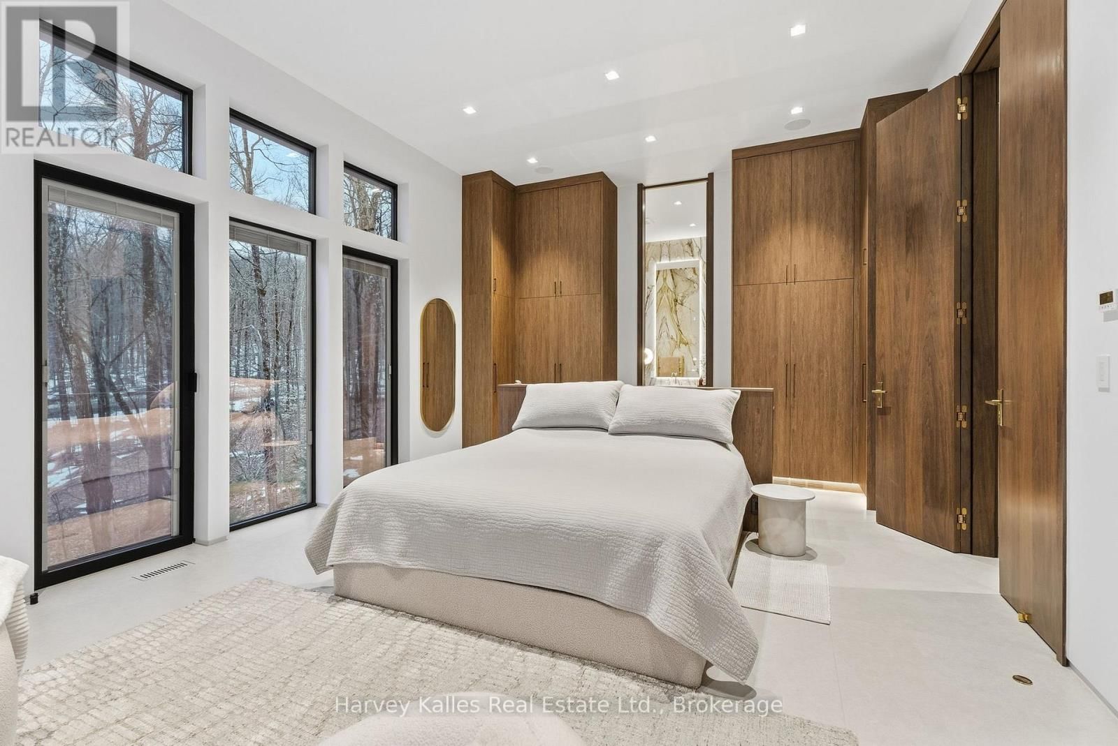 2 - 1013 HALL'S ROAD Image 34