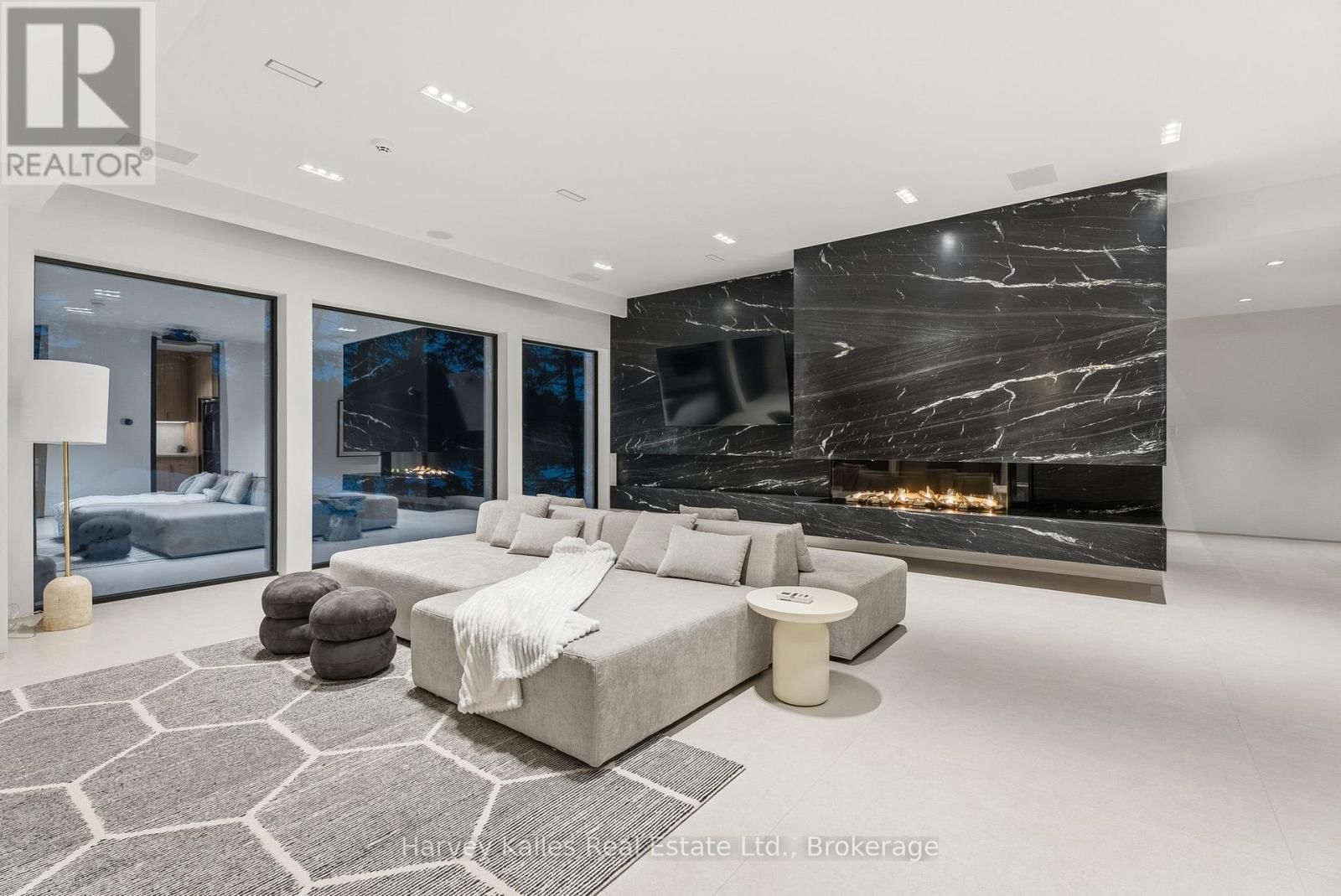 2 - 1013 HALL'S ROAD Image 41