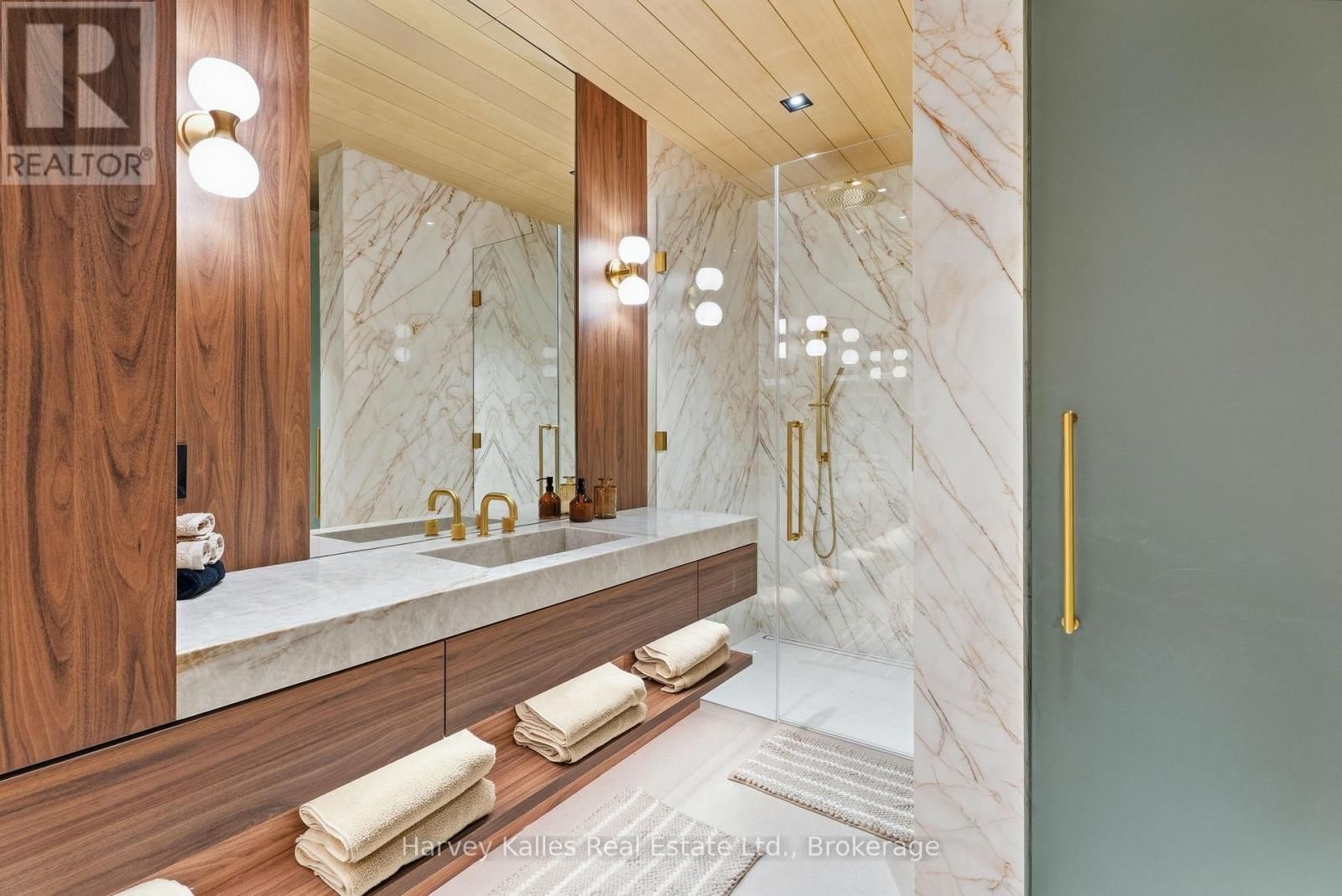 2 - 1013 HALL'S ROAD Image 46