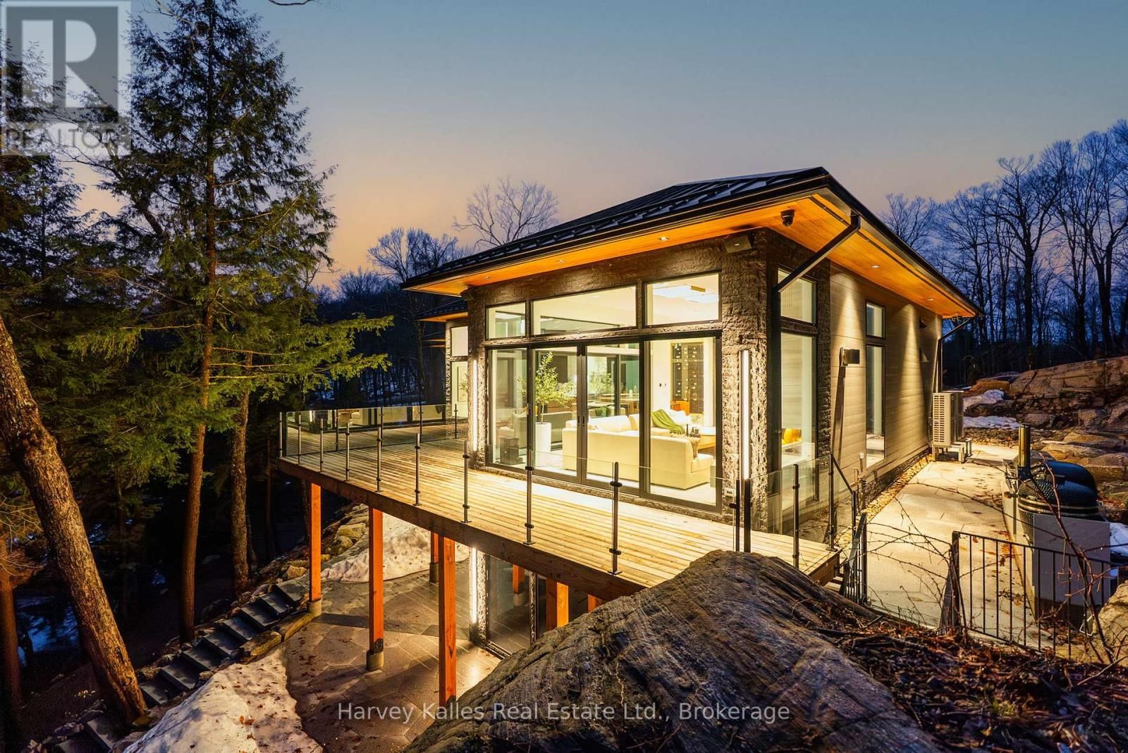 2 - 1013 HALL'S ROAD Image 8