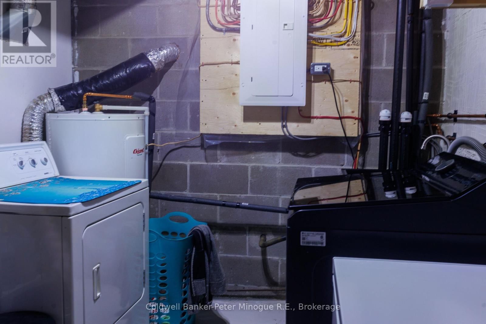 2751 17 HIGHWAY Image 28