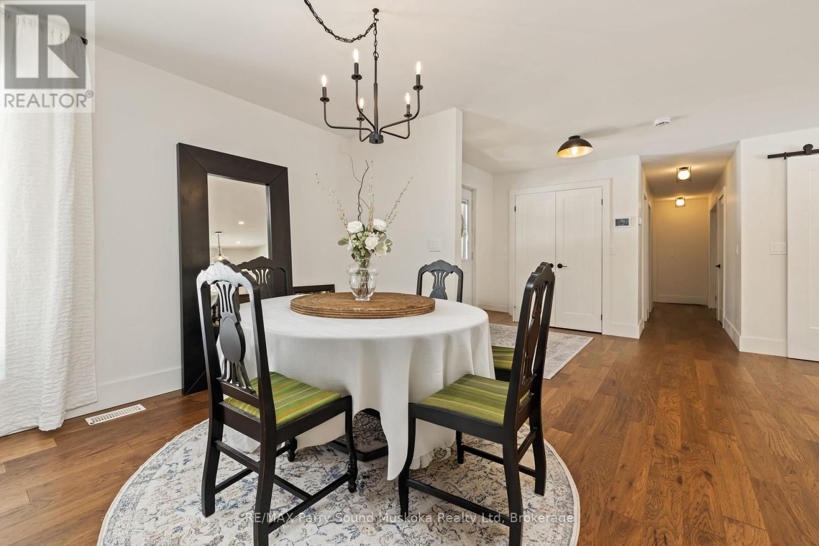 31 LAKE FOREST DRIVE Image 11