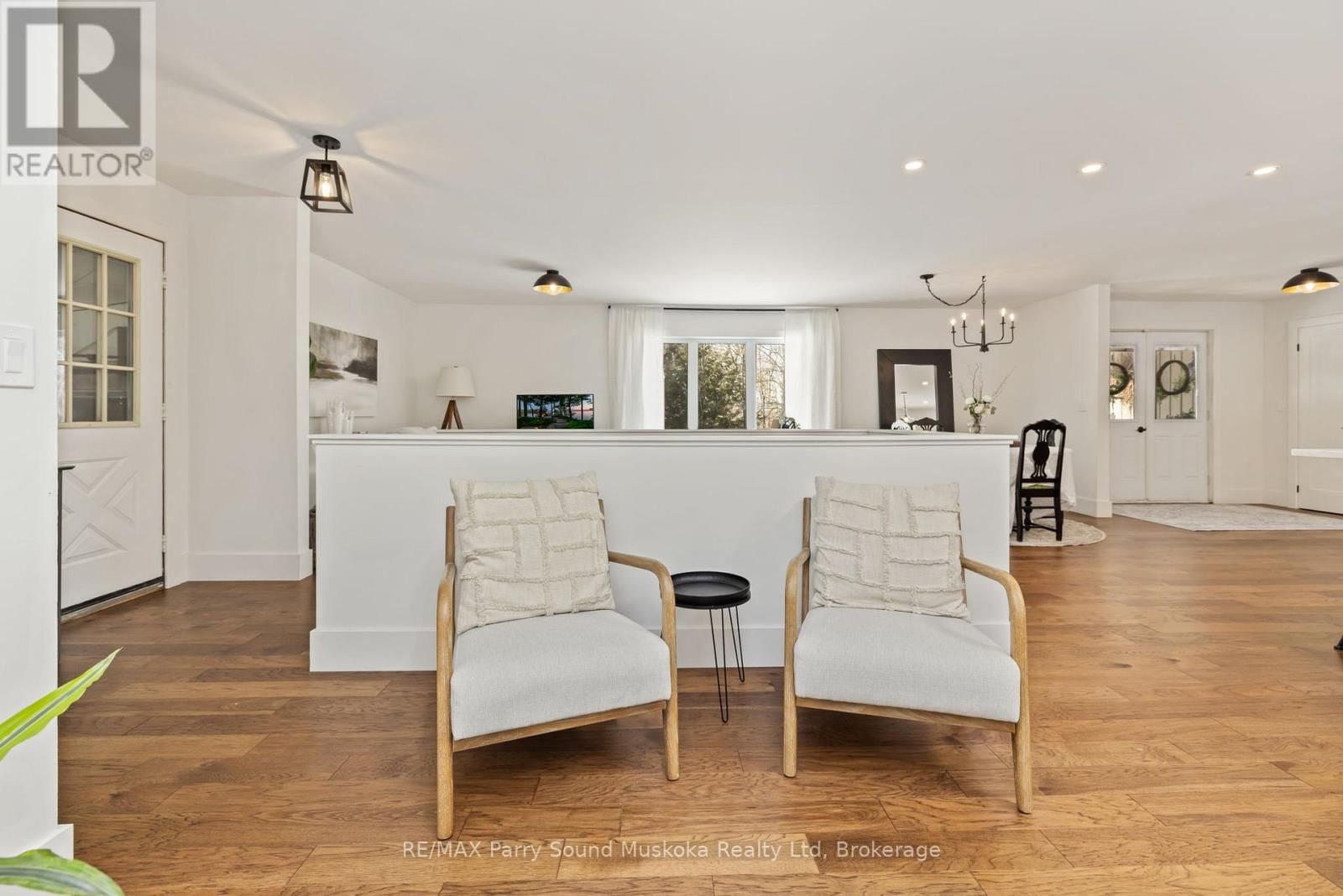 31 LAKE FOREST DRIVE Image 13