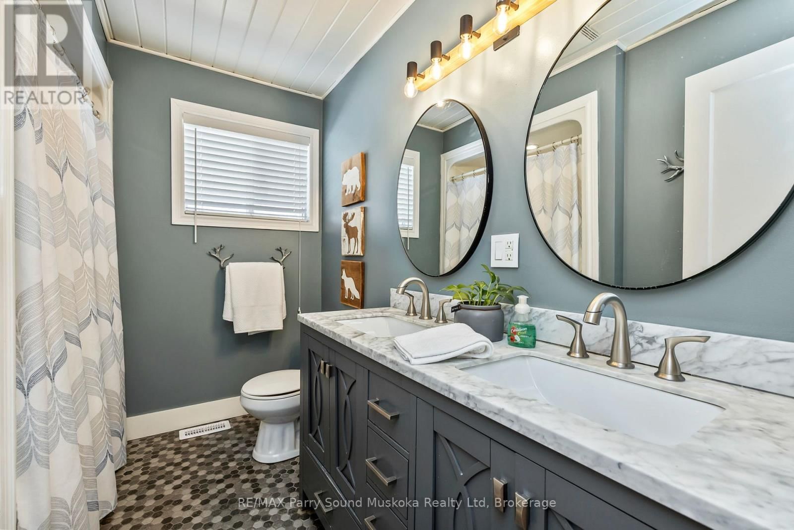 31 LAKE FOREST DRIVE Image 23