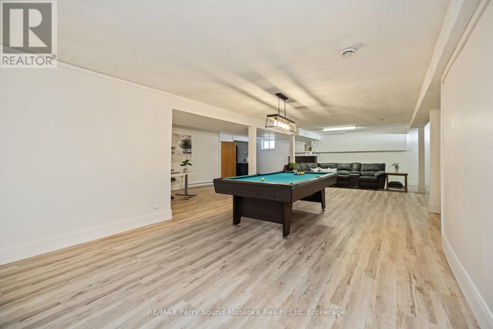 31 LAKE FOREST DRIVE Image 26