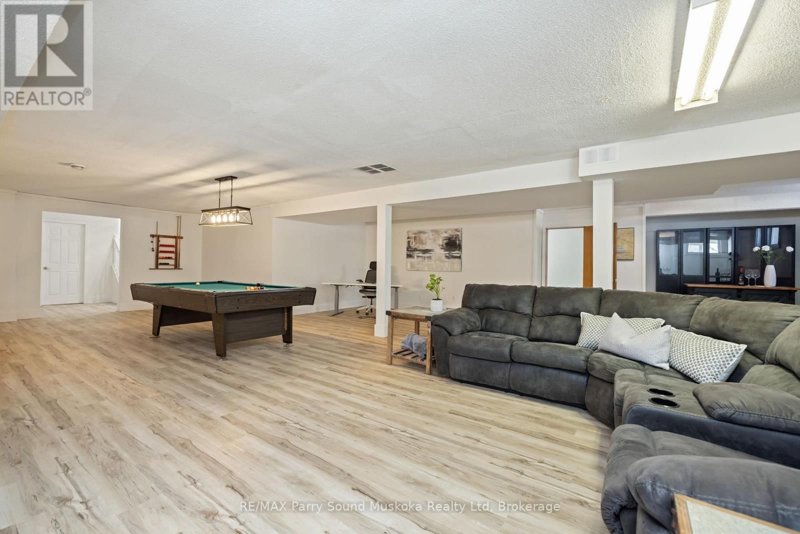 31 LAKE FOREST DRIVE Image 27