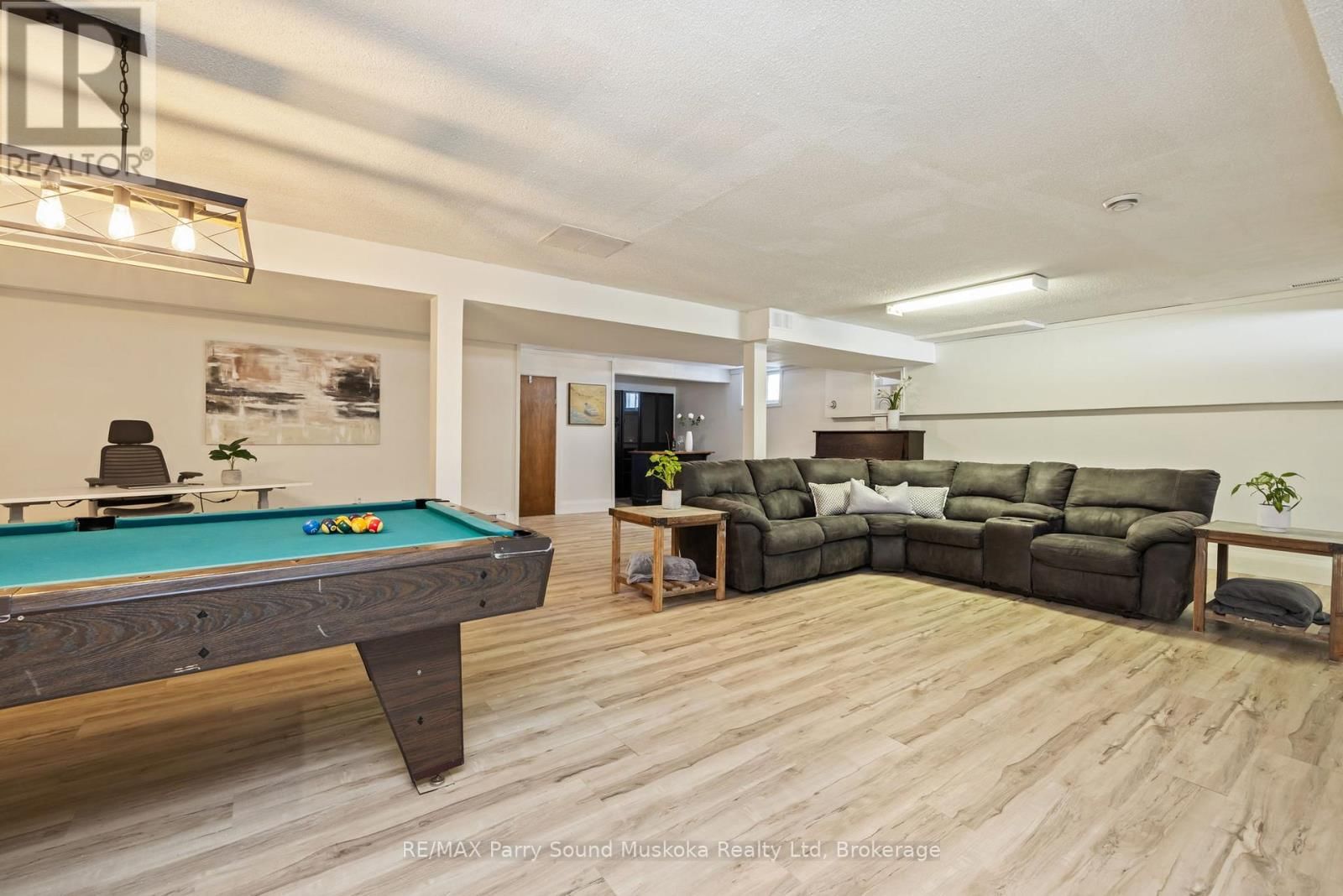 31 LAKE FOREST DRIVE Image 28