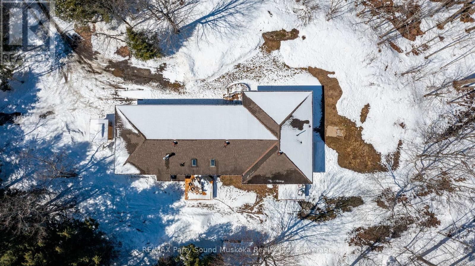 31 LAKE FOREST DRIVE Image 37