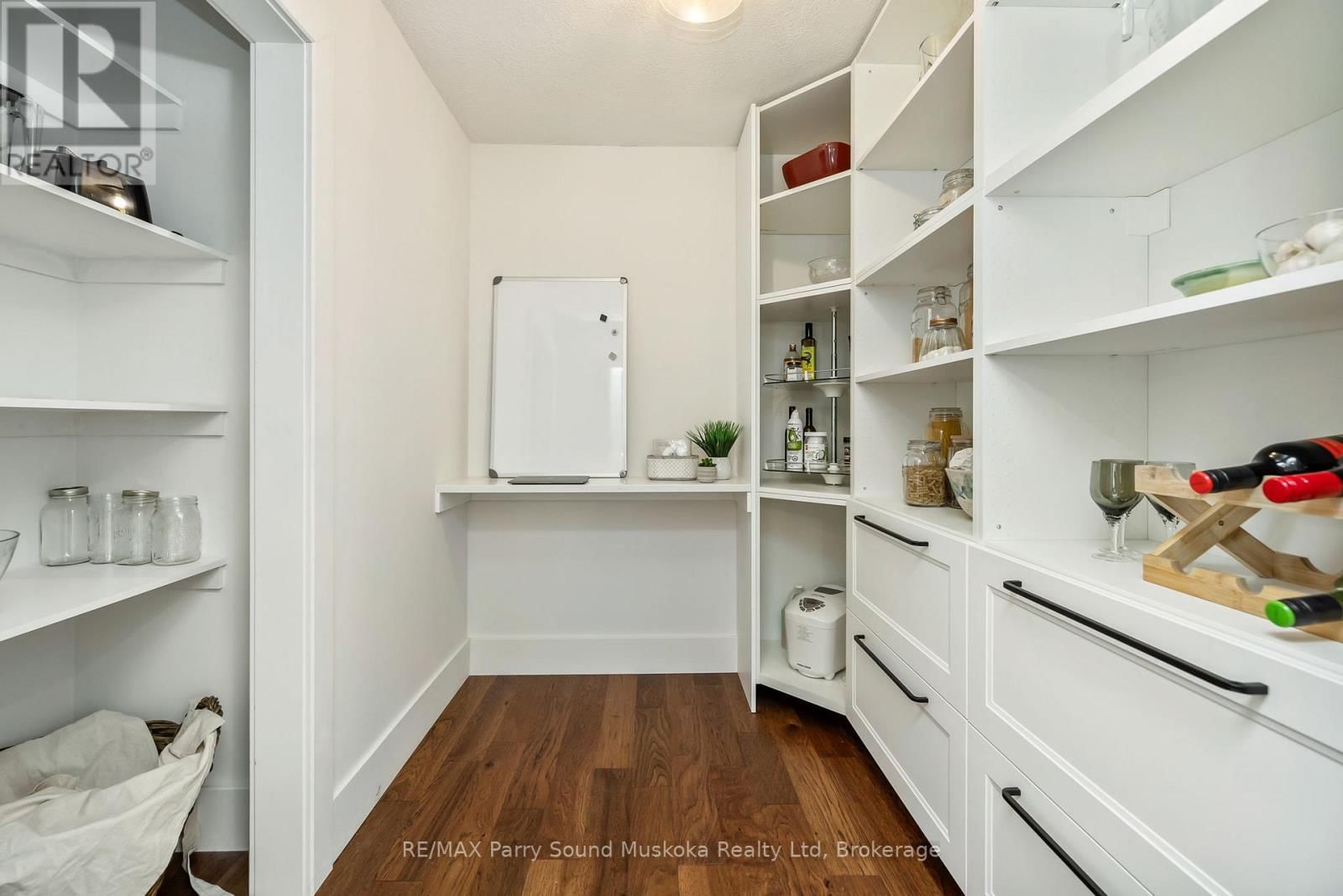 31 LAKE FOREST DRIVE Image 8